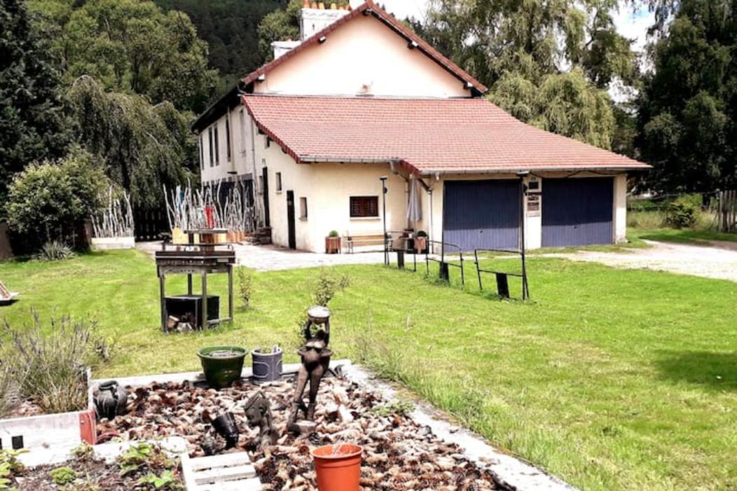 Gites, Les Jonquilles, Le Sagard Et Bungalow Les Brimbelles, Nature Et Detente La Houssiere Exteriér fotografie